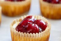 Creamy Mini Cheesecakes with Graham Cracker Crust