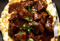 Slow Cooker Beef Tips in Savory Brown Gravy