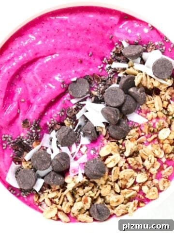 Pitaya bowl with toppings.