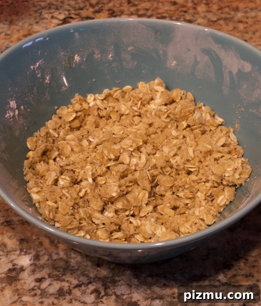 Skillet Apple Streusel Pie with Cinnamon Crunch 4 Rolled pie dough in cast iron skillet