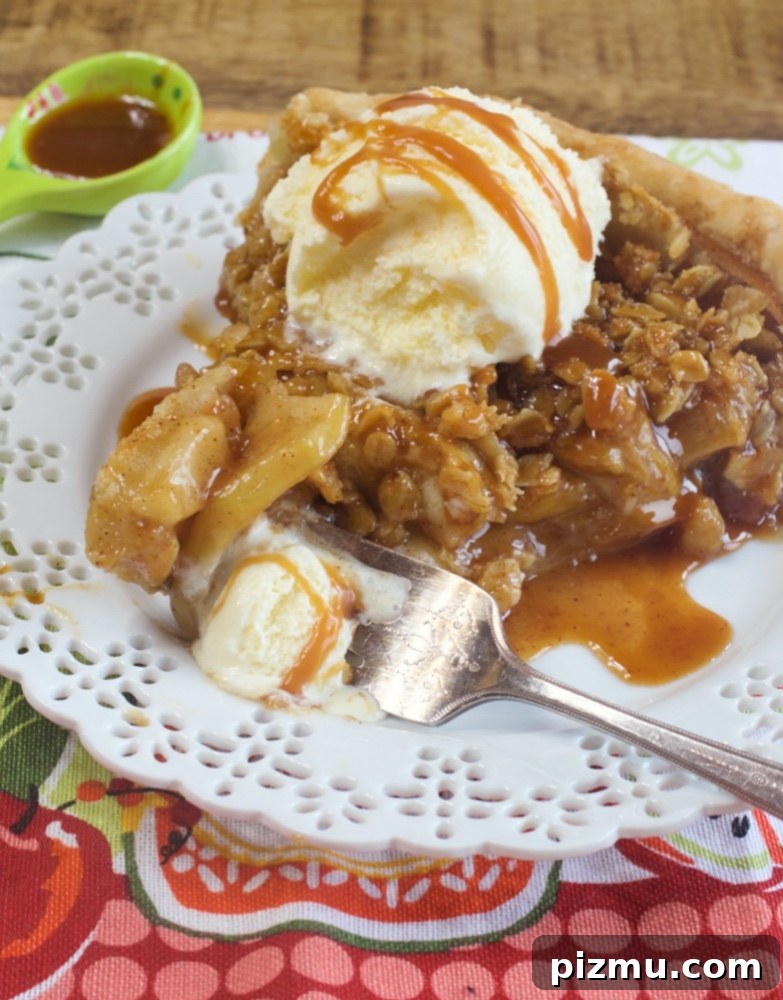 Skillet Apple Streusel Pie with Cinnamon Crunch 7 Caramel drizzle on pie