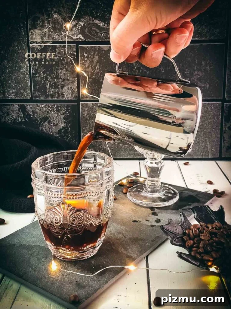 How to Make Café con Leche: Classic Spanish Coffee Recipe 3 Pour the coffee into your serving glass.