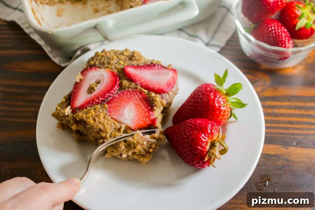 Quick Strawberry Baked Oatmeal - Kid-Friendly Breakfast 3 strawberry oatmeal closeup