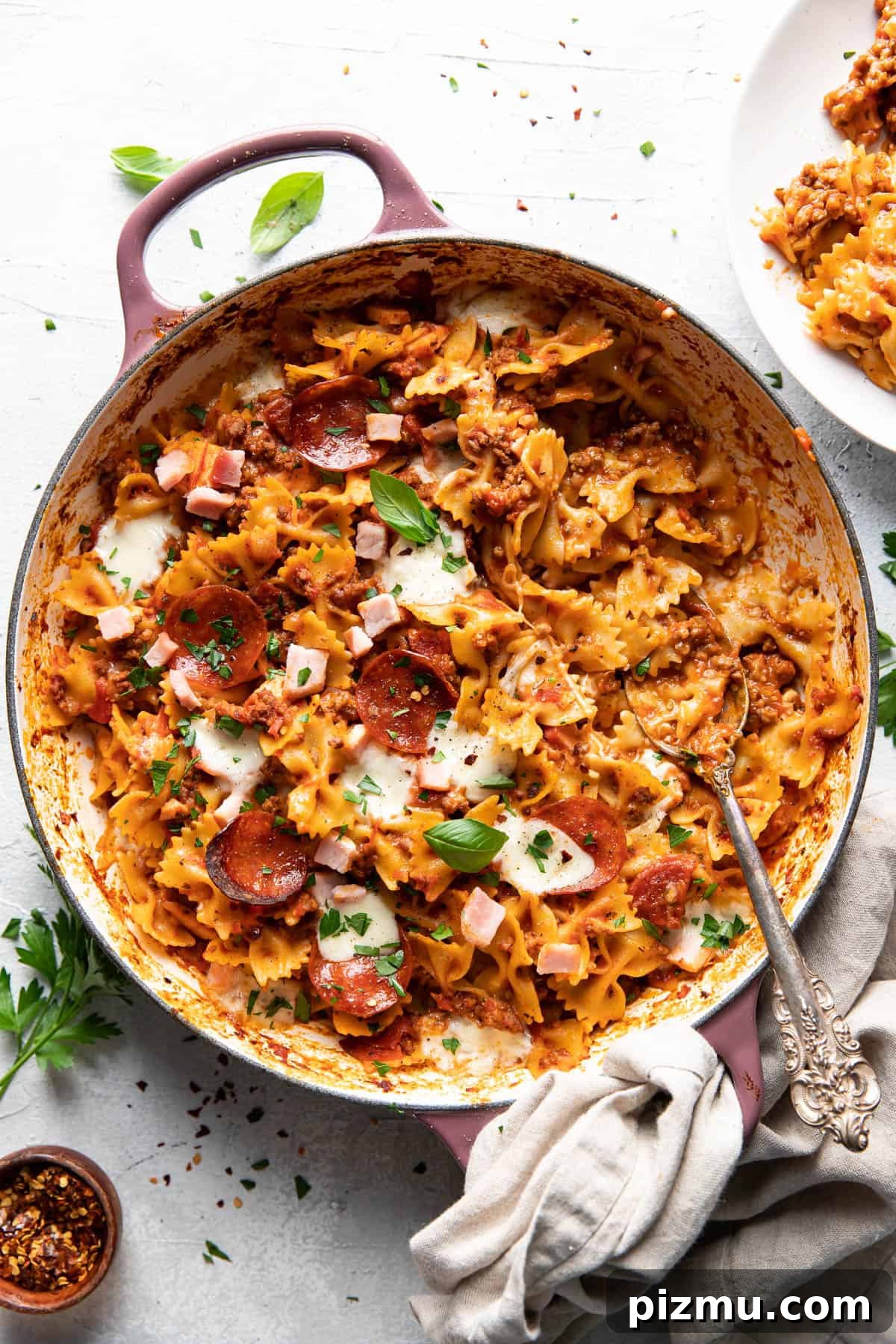 30-Minute One-Pot Meat-Lovers Pizza Pasta Bake 6 meat lovers pizza pasta bake.